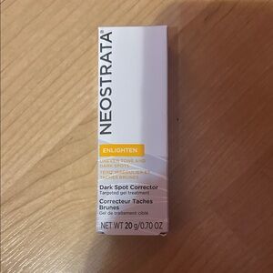 Neostrata Enlighten Dark Spot Corrector - White and Orange